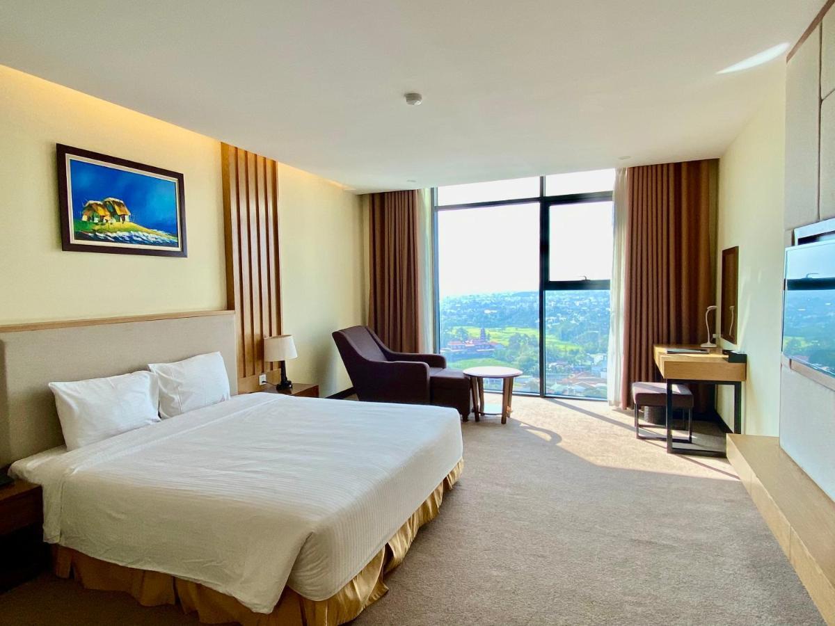 Muong Thanh Luxury Buon Ma Thuot Hotel Bagian luar foto