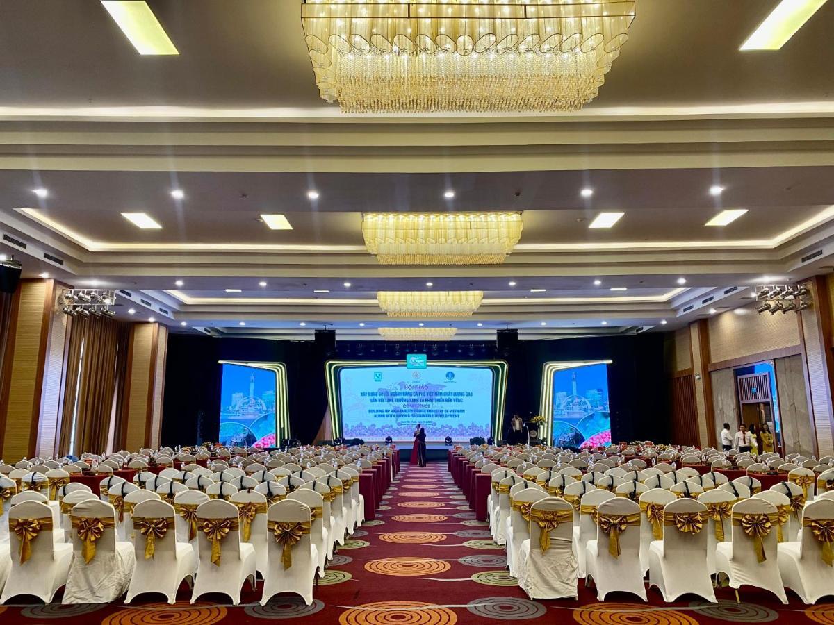 Muong Thanh Luxury Buon Ma Thuot Hotel Bagian luar foto