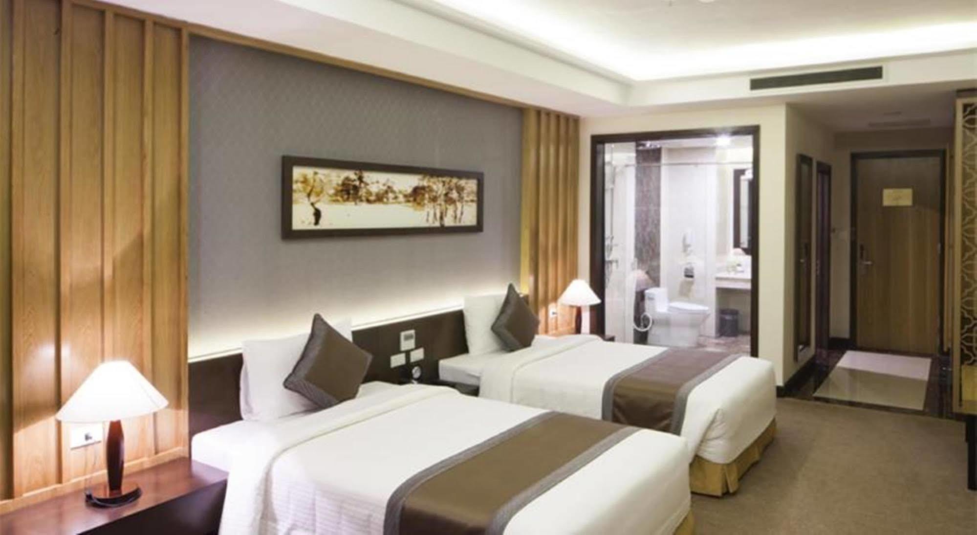 Muong Thanh Luxury Buon Ma Thuot Hotel Bagian luar foto